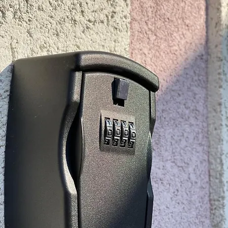 Lady Daniela Mit Meerblick In * Ловран