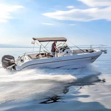 Lady Daniela Mit Meerblick In * Ловран