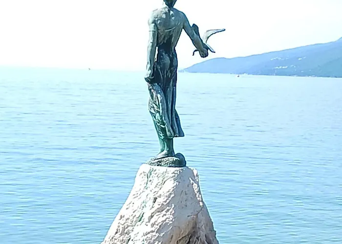 Lady Daniela Mit Meerblick In Lägenhet